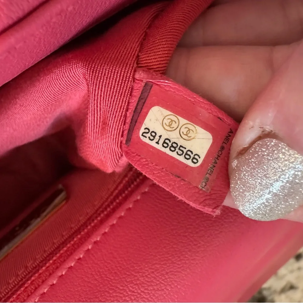 Chanel 19 Small Like New Condition Hot Pink